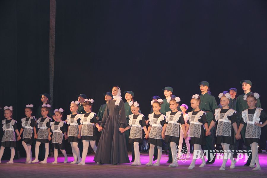 18 мая состоялся юбилейный концерт коллектива мажореток «Золотые погоны» (ФОТО)