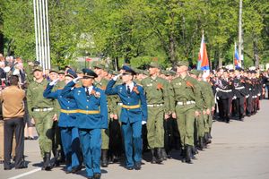 Великие Луки отмечают День Победы