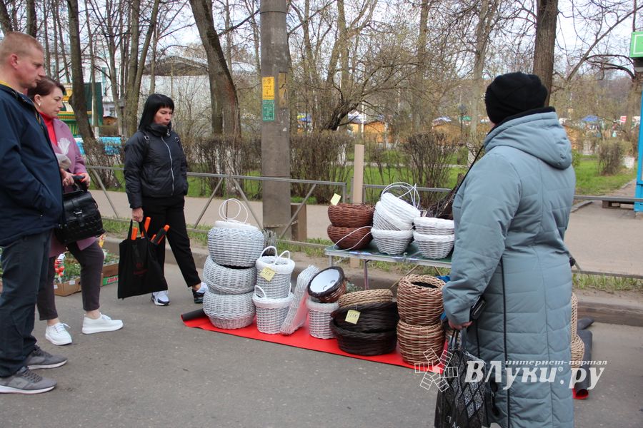 В Великих Луках прошла ярмарка «Весна - 2022» (ФОТО)