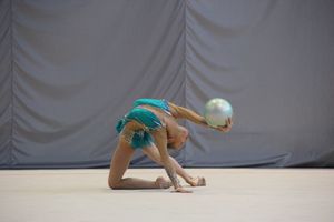 В Великих Луках прошли соревнования на Кубок Псковской области по художественной гимнастике (ФОТО)