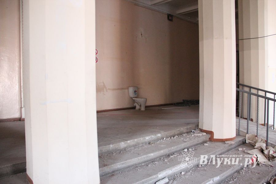 В театре не могут быть пластиковые окна... (фото)