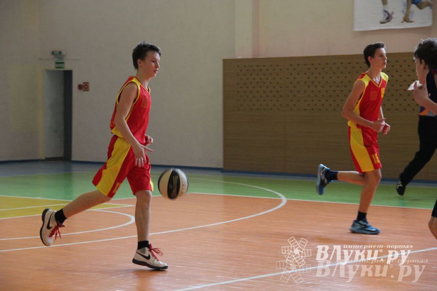 Игра 29 марта Великие Луки — Псков (юноши)