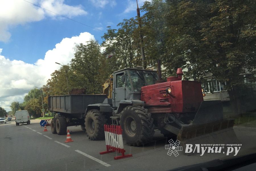 На ул. Мурманской затруднено движение (ФОТО)