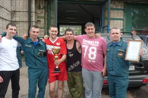 В Великих Луках прошли соревнования среди пожарных