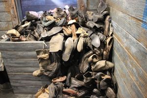 Великолучане знакомятся с «Поездом Победы» (ФОТО)