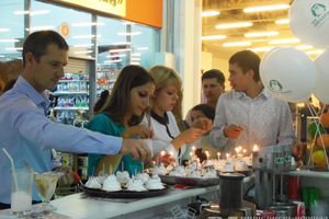 ТЦ «Апельсин» отметил три года