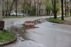 На улице Ставского временно затруднено движение (ФОТО)