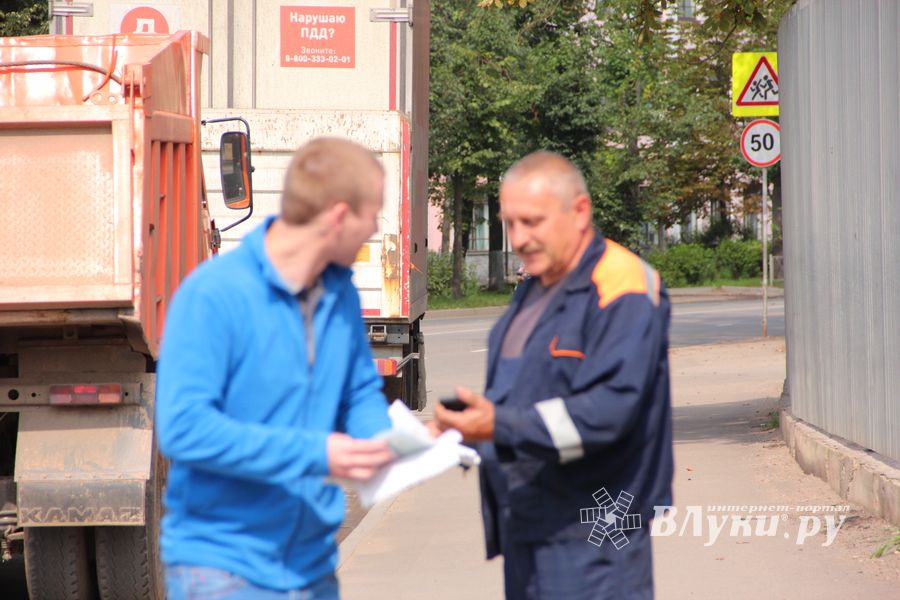 ДТП на Октябрьском в Великих Луках (ФОТО)