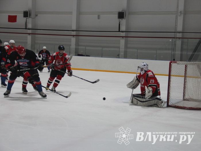 ХК «Экспресс» одержал победу над ХК «Евро-Керамика» в рамках НХЛ (ФОТО)