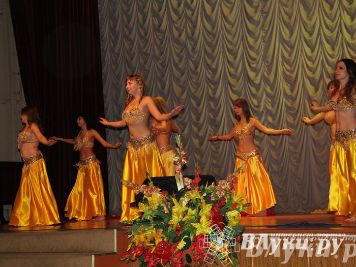 Танцевальный концерт «Восточные краски осени» прошел в музыкальной школе
