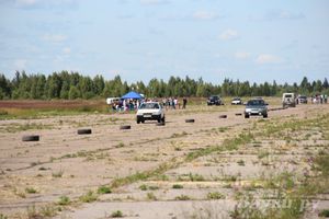 Под Великими Луками прошел второй этап Чемпионата по Drag Racing (фото)