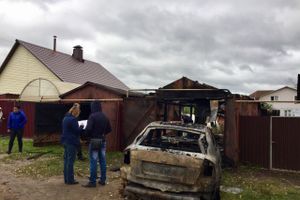 В Великих Луках горел гараж (ФОТО)