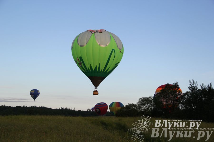 Пилоты совершили третий спортивный полет