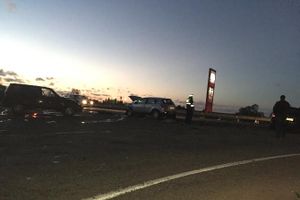 В Великих Луках произошло тройное ДТП (фоторепортаж)