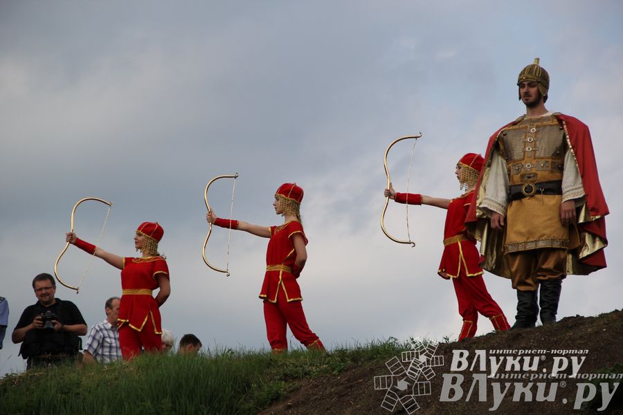Открытие 19-й Международной встречи воздухоплавателей в Великих Луках
