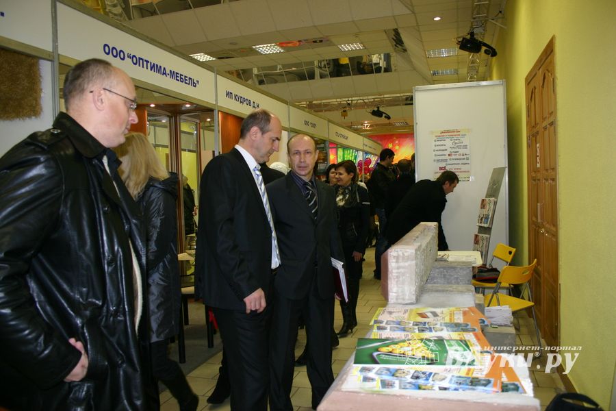 Универсальная выставка малого и среднего бизнеса открылась в Великих Луках