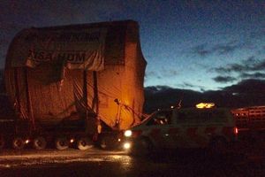 Автопоезд с грузом для Белорусской АЭС прибыл в Великие Луки (ФОТО + ВИДЕО)