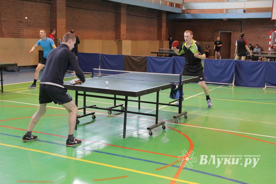 ​В Великих Луках прошел Кубок области по настольному теннису (фото)