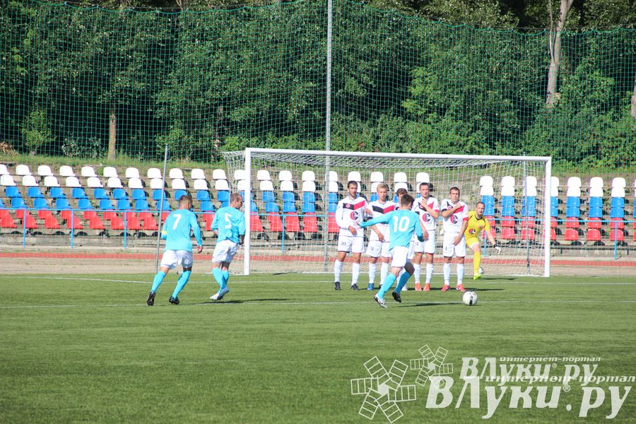 В Великих Луках состоялся матч «Луки-Энергия» — «Звезда» (Санкт-Петербург)