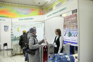 Шестая великолукская универсальная выставка открылась в Великих Луках (фото + видео)