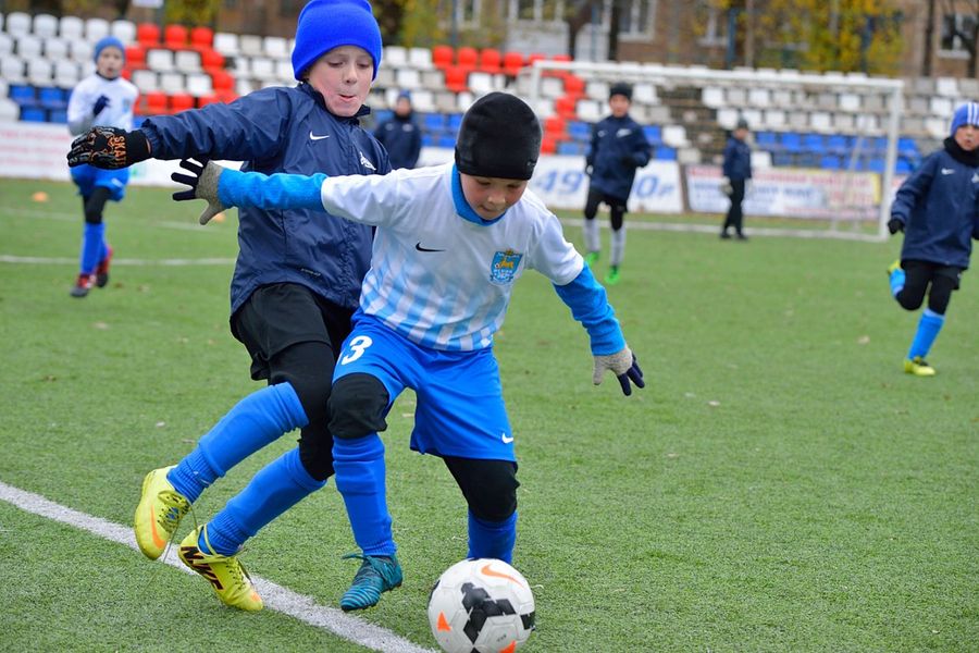Великолучане привезли серебро с турнира по футболу «Осенний кубок-2017» (ФОТО)