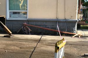 На Первомайской в Великих Луках ведутся ремонтные работы (ФОТО)