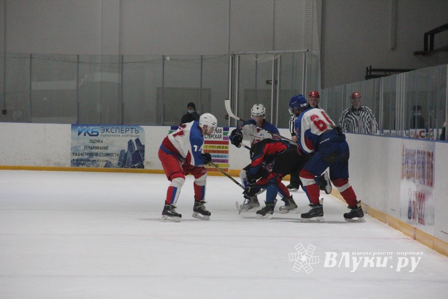 Великолучане уступили красногородцам поездку в Сочи (ФОТО)