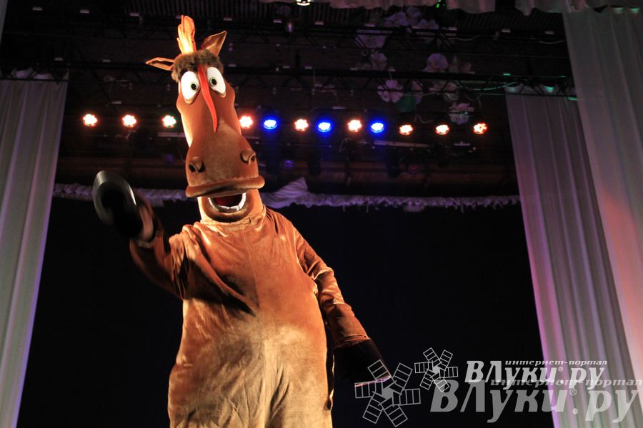 Состоялась премьера спектакля «Однажды в сказке...» (фото)