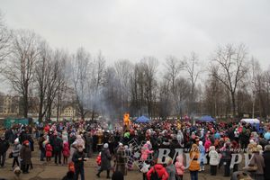 Гуляния широкой великолукской Масленицы