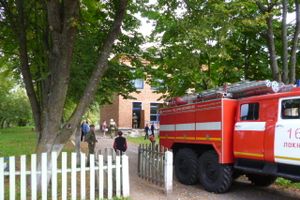 В Локнянской средней школе потушен условный пожар (ФОТО)