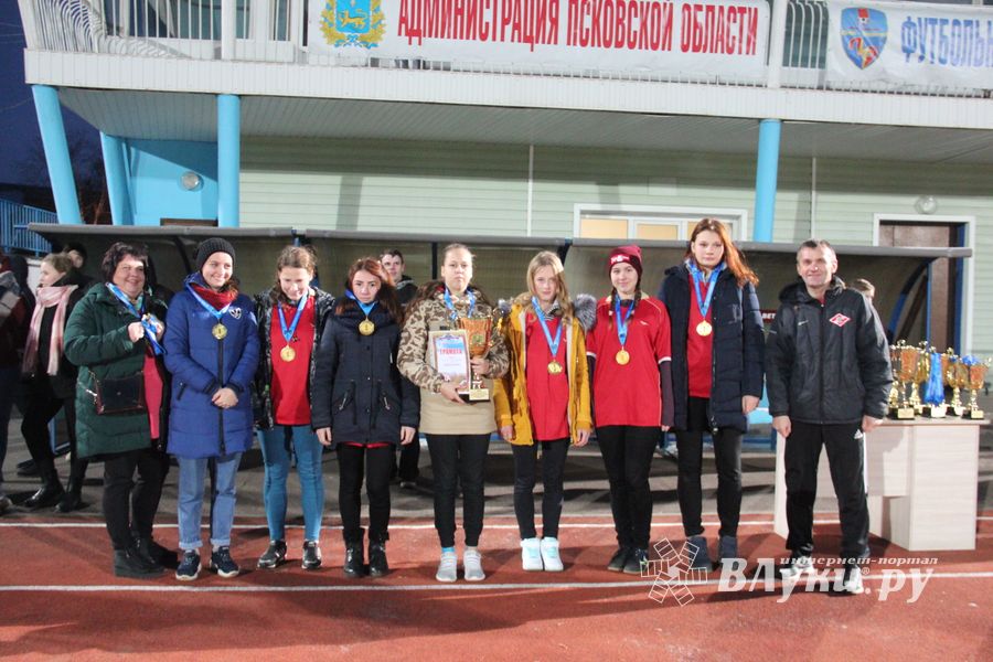 В Великих Луках подведены итоги Лиги Дворового Футбола Псковской области (ФОТО)