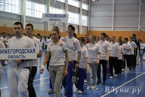 В Великих Луках стартовали всероссийские соревнования лучников (фото)