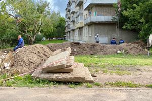 В Великих Луках идёт ремонт теплосетей (ФОТО)