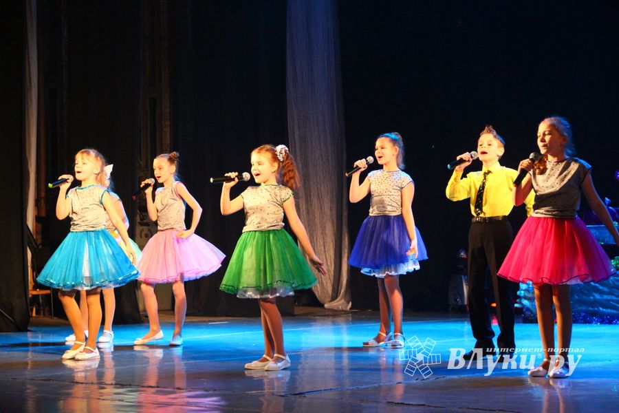 В ГДК им. Ленина встречают Новый год (ФОТО)