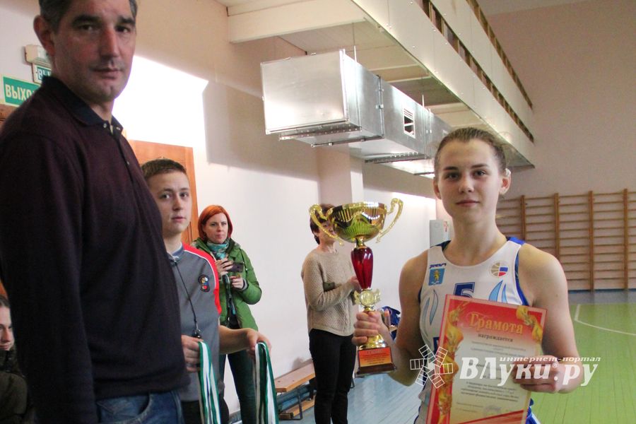 Великолукские баскетболистки стали победителями Традиционного турнира (ФОТО)
