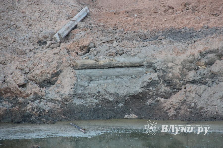 Реконструкция Великолукской крепости продолжается (ФОТО)