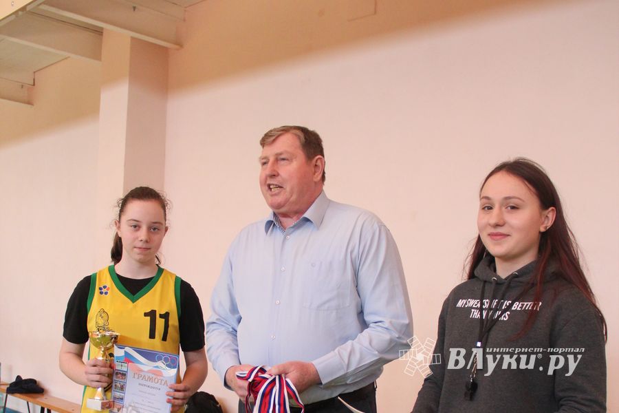 Великолучанки стали победителями областной Спартакиады по баскетболу (ФОТО)