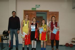 Великолучанки завоевали «серебро» на традиционном турнире по баскетболу (ФОТО)