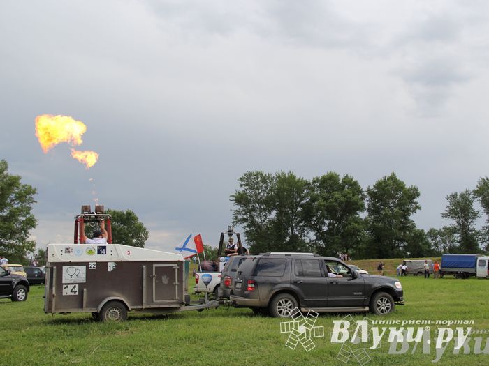 Открытие 19-й Международной встречи воздухоплавателей в Великих Луках