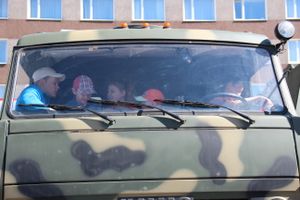 В Великих Луках прошел Парад Победы (ФОТО)