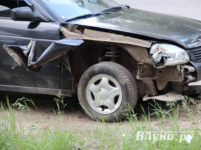 ДТП возле бани «Каменка» в Великих Луках (ФОТО)