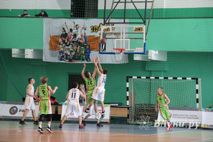 Великолучане стали вторыми в региональном финале Чемпионата ШБЛ «КЭС-БАСКЕТ» (ФОТО)