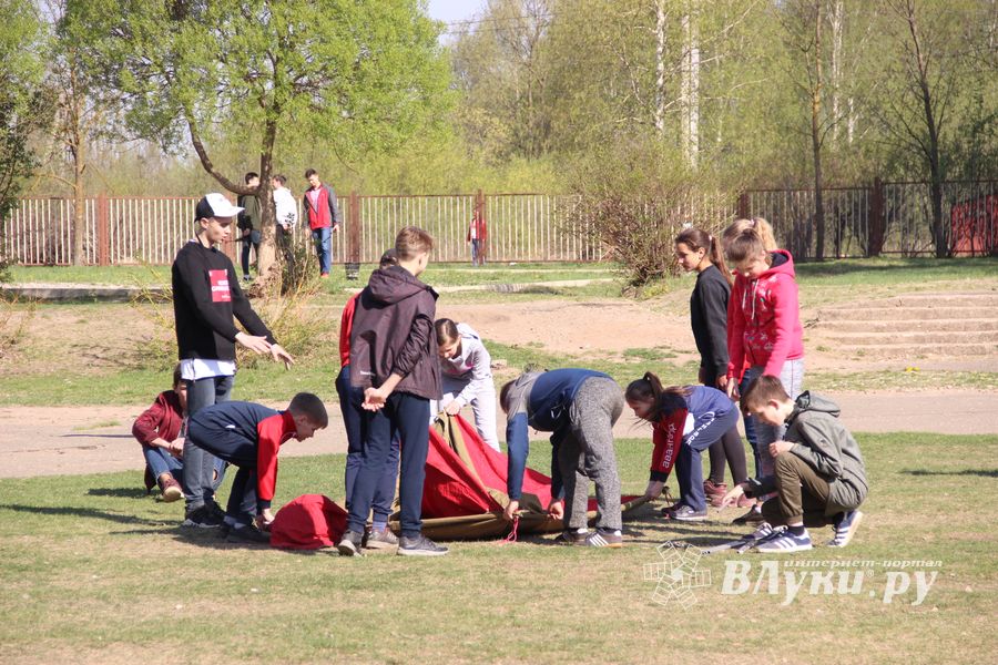 День спорта и туризма прошёл в школе №13 (ФОТО)