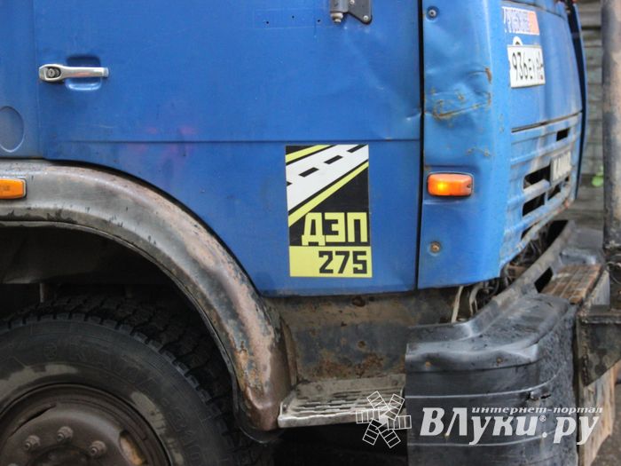 Дорожные работы на улицах Великих Лук (ФОТО)