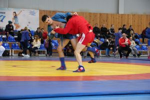 Всероссийские соревнования по самбо проходят в Великих Луках (ФОТО, 0+)