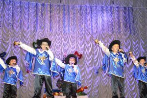 Театр детской песни «Летний дождь» отмечает юбилей (фото)