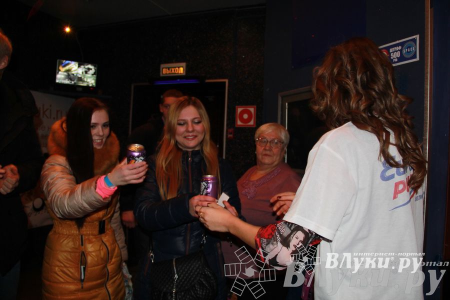 Радиостанция «Европа Плюс Великие Луки» отметила свой 12-й День рождения.