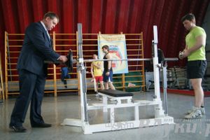 Соревнования по Русскому жиму штанги