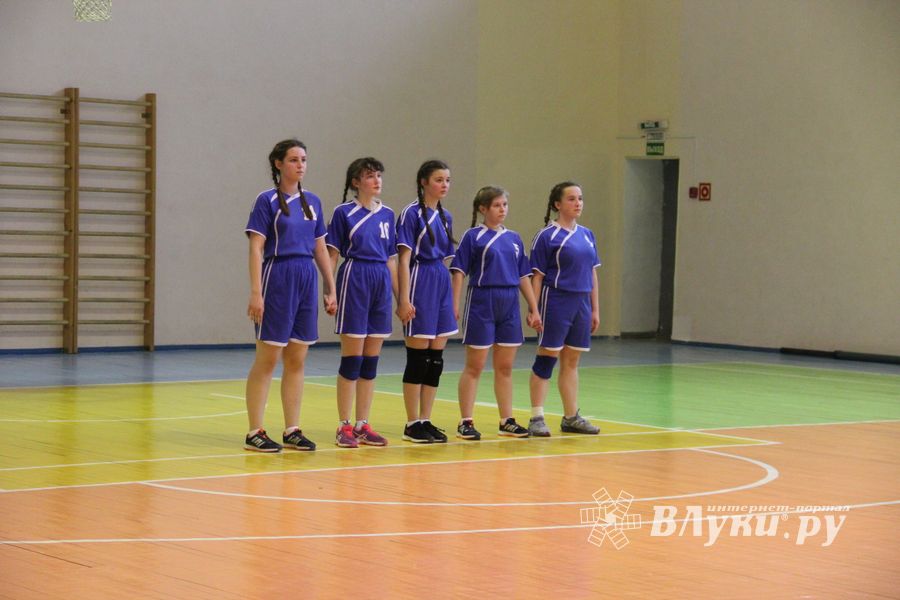 В Великих Луках финальные соревнования по баскетболу 11-й областной Спартакиады учащихся (ФОТО) (0+)