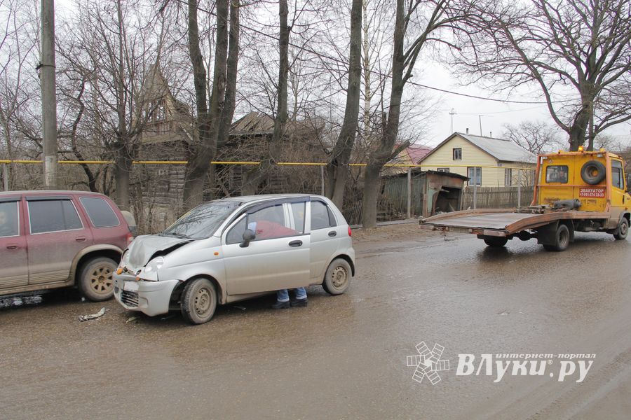 ДТП в Великих Луках (ФОТО)